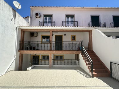/international/pt/beja-beja-310095224845/