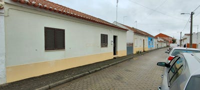 /international/pt/rua-do-bairro-alto-couco-santarem-310105187048/