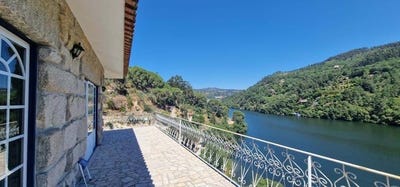 /international/pt/rua-do-lavadouro-sao-joao-do-monte-e-mosteirinho-viseu-district-310100671331/