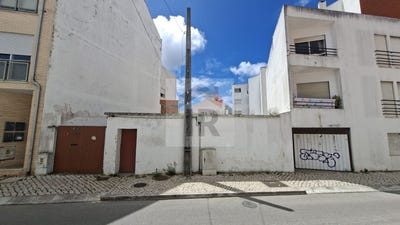 /international/pt/caldas-da-rainha-leiria-310108402601/