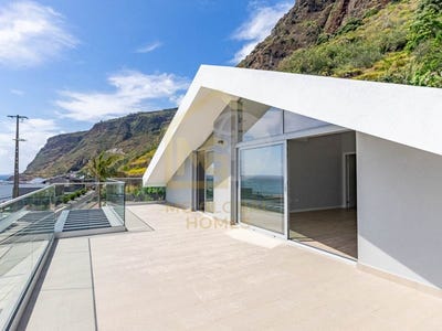 /international/pt/paul-do-mar-madeira-310103449935/?lang=th