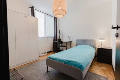 /international/pt/rua-do-pico-porto-braga-310108924609/