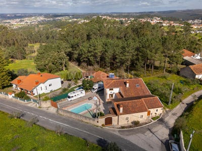 /international/pt/caranguejeira-leiria-310098124396/