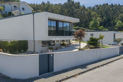 /international/pt/guimaraes-braga-310107217013/