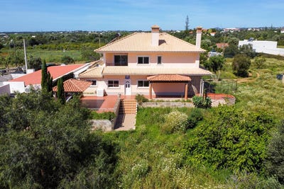 /international/pt/santa-barbara-de-nexe-faro-310108652313/