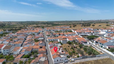 /international/pt/rua-da-liberdade-4-nossa-senhora-das-neves-beja-310109089293/