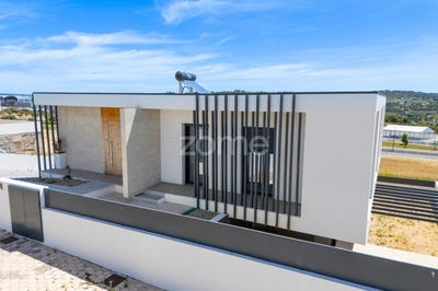 /international/pt/pinhel-guarda-310109218753/?lang=id