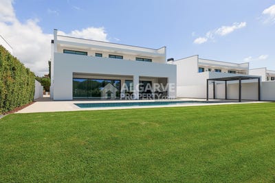 /international/pt/vilamoura-faro-310108465131/