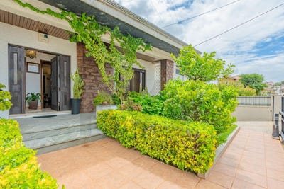 /international/pt/vila-de-cucujaes-aveiro-310108183282/