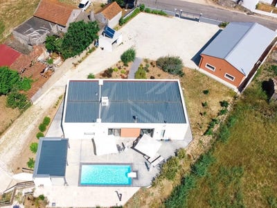 /international/pt/alvorninha-leiria-310098704626/
