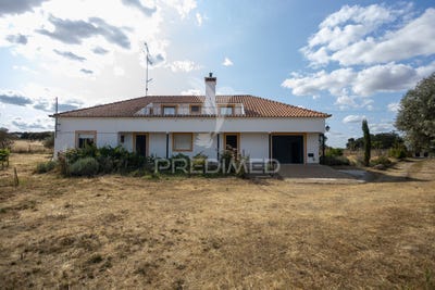 /international/pt/capelins-santo-antonio-alandroal-evora-310100105678/