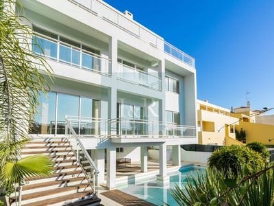 /international/pt/correeira-albufeira-faro-120086468749/