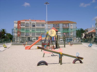 /international/pt/caldas-da-rainha-nossa-senhora-do-populo-leiria-310100644852/