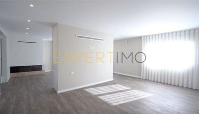 /international/pt/marinha-grande-leiria-310100641826/