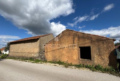 /international/pt/chaos-ferreira-do-zezere-santarem-310097821020/