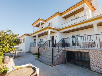 /international/pt/lavos-coimbra-310098172836/