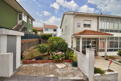 /international/pt/porto-salvo-lisbon-310100274840/