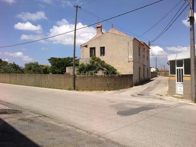 /international/pt/rua-da-corredoura-sangalhos-aveiro-310105179132/