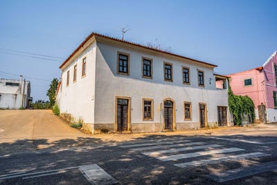 /international/pt/beco-da-escola-10-2540-portugal-carvalhal-santarem-310102231734/