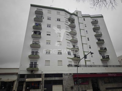 /international/pt/beja-santiago-maior-e-sao-joao-baptista-beja-beja-310105739432/