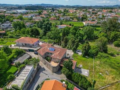/international/pt/rua-da-fonte-dos-travassos-landim-portugal-landim-braga-310108400732/