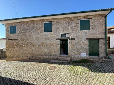 /international/pt/paramio-braganca-portugal-paramio-braganca-310103443872/