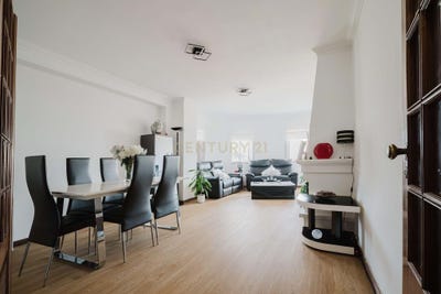 /international/pt/oliveira-do-douro-porto-310100598327/