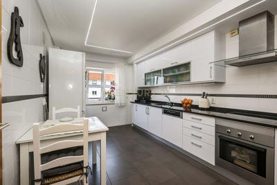 /international/pt/rua-doutor-antonio-luz-amadora-portugal-venteira-lisbon-310108402741/