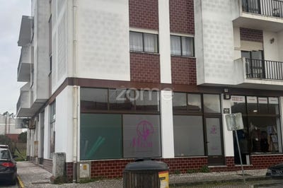 /international/pt/marinha-grande-leiria-310106413757/