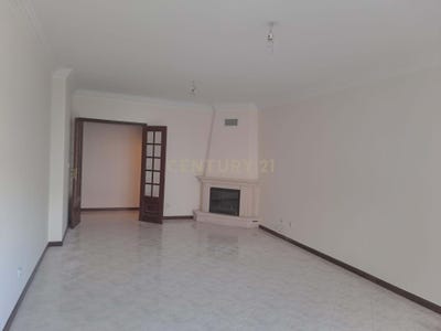 /international/pt/rua-cidade-de-faro-1-algueirao-mem-martins-portugal-algueirao-mem-martins-lisbon-310108419035/