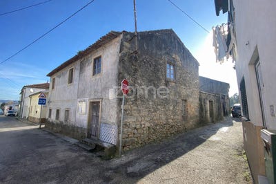 /international/pt/coimbra-lisbon-310105944933/
