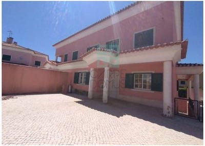 /international/pt/albarraque-rio-de-mouro-sintra-lisbon-310108869002/?lang=de
