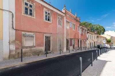/international/pt/rua-arco-do-carvalhao-lisbon-portugal-campo-de-ourique-lisbon-310102585570/