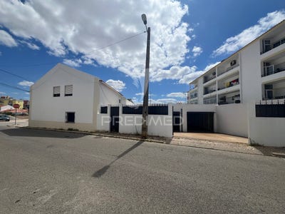 /international/pt/estombar-e-parchal-lagoa-algarve-algarve-310097538991/?lang=zh-tw
