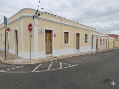 /international/pt/rua-alves-gouveia-lisbon-portugal-olivais-lisbon-310107737595/