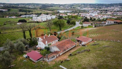 /international/pt/aljubarrota-leiria-310100490215/
