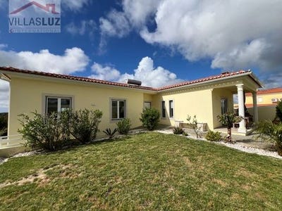 /international/pt/reguengo-pequeno-sao-bartolomeu-galegos-lourinha-lisbon-310100461123/