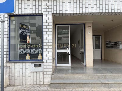 /international/pt/rua-de-vale-d-alvaro-braganca-portugal-se-setubal-municipality-310106743382/