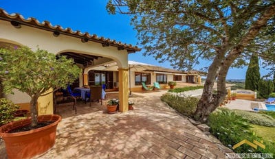/international/pt/loule-sao-clemente-faro-310108526298/