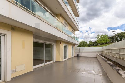 /international/pt/oeiras-lisbon-310107292710/