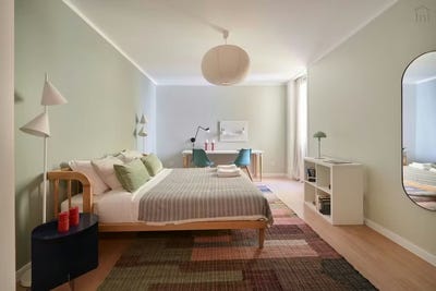 /international/pt/rua-morais-soares-lisbon-lisbon-310108591330/