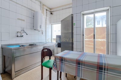 /international/pt/praceta-luis-de-camoes-4-marinha-grande-portugal-marinha-grande-leiria-310106398763/