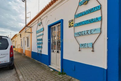 /international/pt/rua-22-de-janeiro-bairro-do-isaias-grandola-e-santa-margarida-da-serra-setubal-municipality-310108400997/