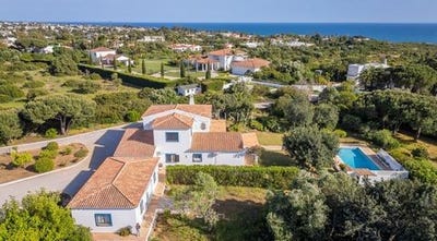 /international/pt/carvoeiro-lagoa-faro-310107649403/