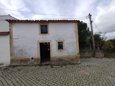 /international/pt/rua-do-monte-pequeno-perais-castelo-branco-310105230062/