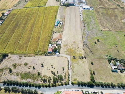 /international/pt/estrada-do-bairro-castanheira-do-ribatejo-e-cachoeiras-lisbon-310105155187/