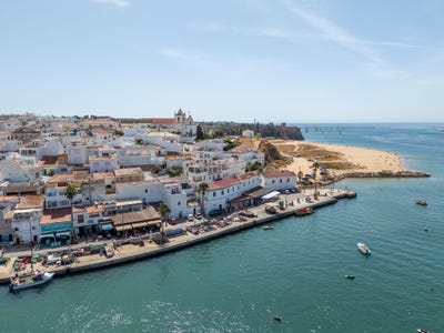 /international/pt/rua-vasco-da-gama-ferragudo-portugal-ferragudo-evora-310104312213/