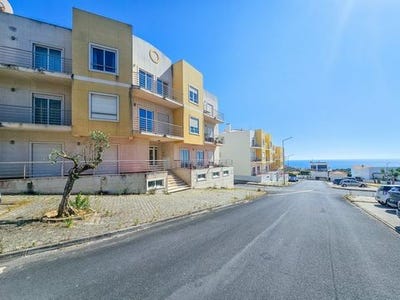/international/pt/mafra-lisbon-310108955143/