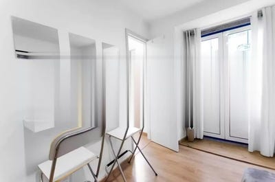 /international/pt/praca-de-luis-de-camoes-lisbon-lisbon-310093829620/