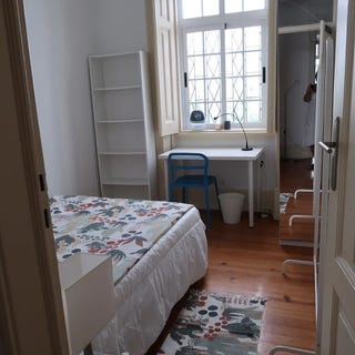 /international/pt/travessa-de-dona-estefania-lisbon-lisbon-310093828522/